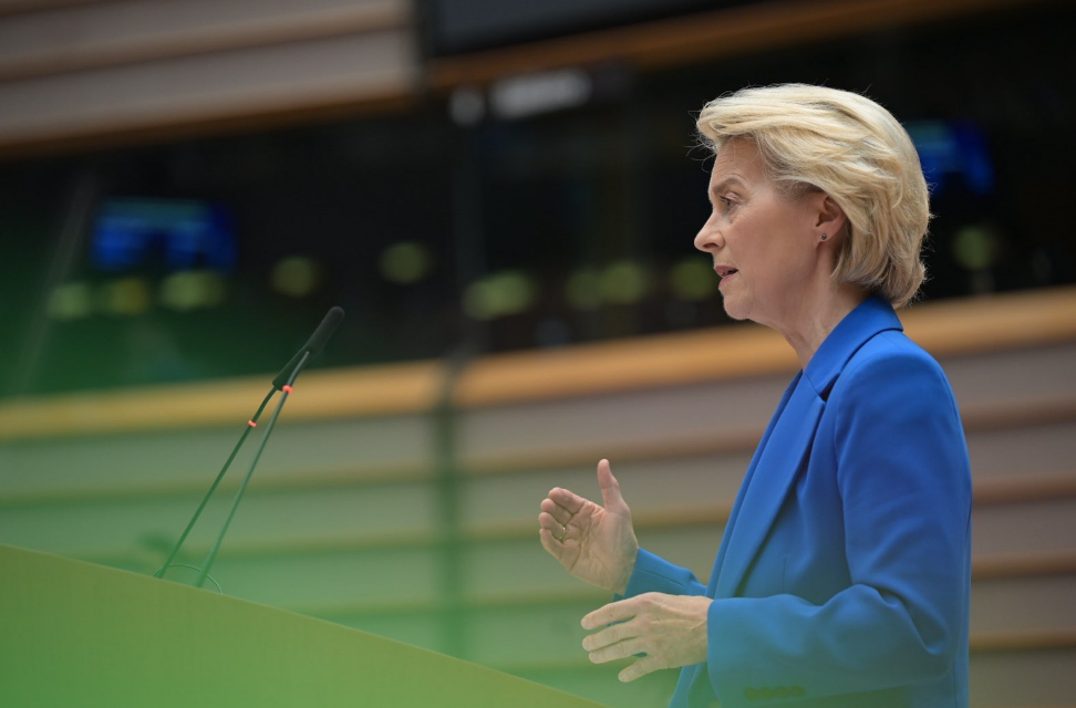 Фон дер Ляєн: ЄС має "вивчити уроки" Орбана й відійти від одностайності в зовнішній політиці